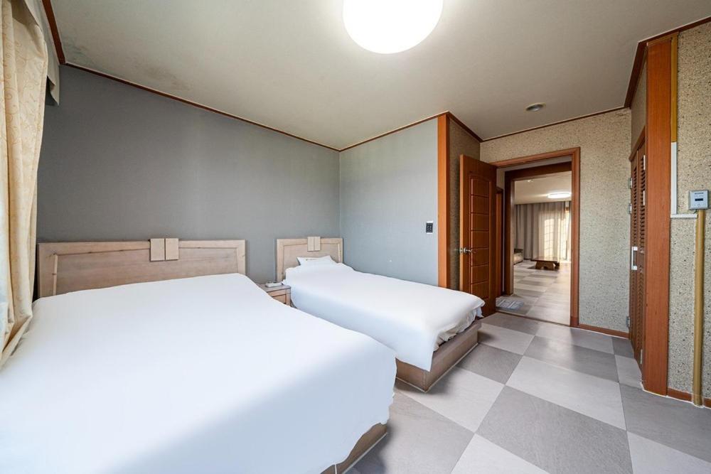 Oceanview Resortel Boryeong Exteriör bild