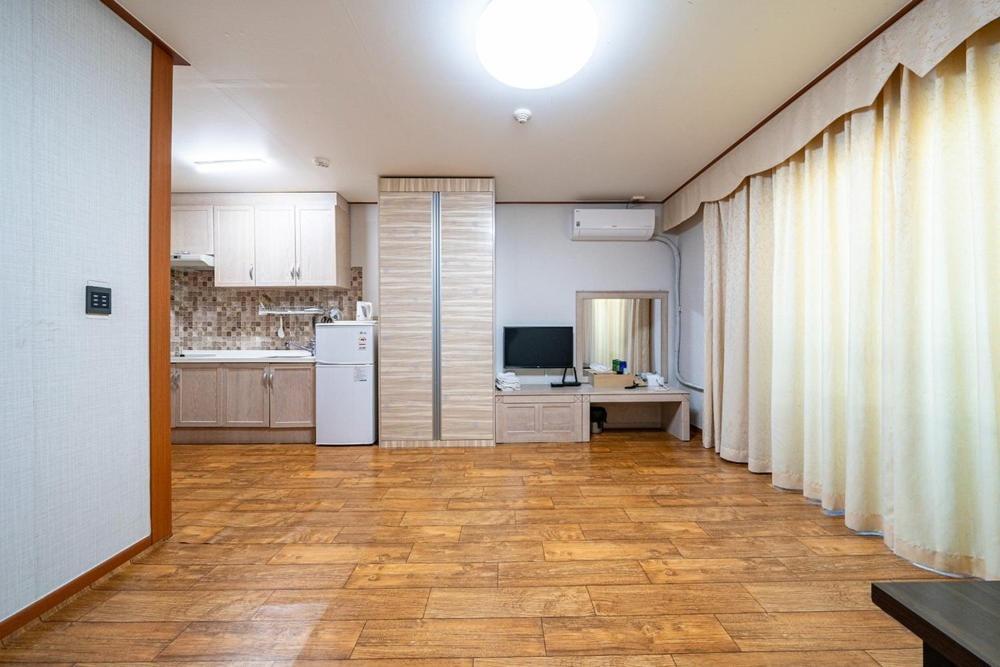 Oceanview Resortel Boryeong Exteriör bild