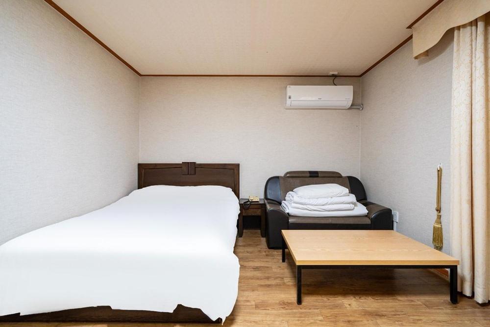 Oceanview Resortel Boryeong Exteriör bild