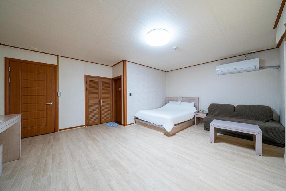 Oceanview Resortel Boryeong Exteriör bild
