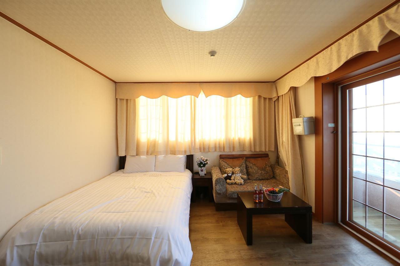 Oceanview Resortel Boryeong Exteriör bild